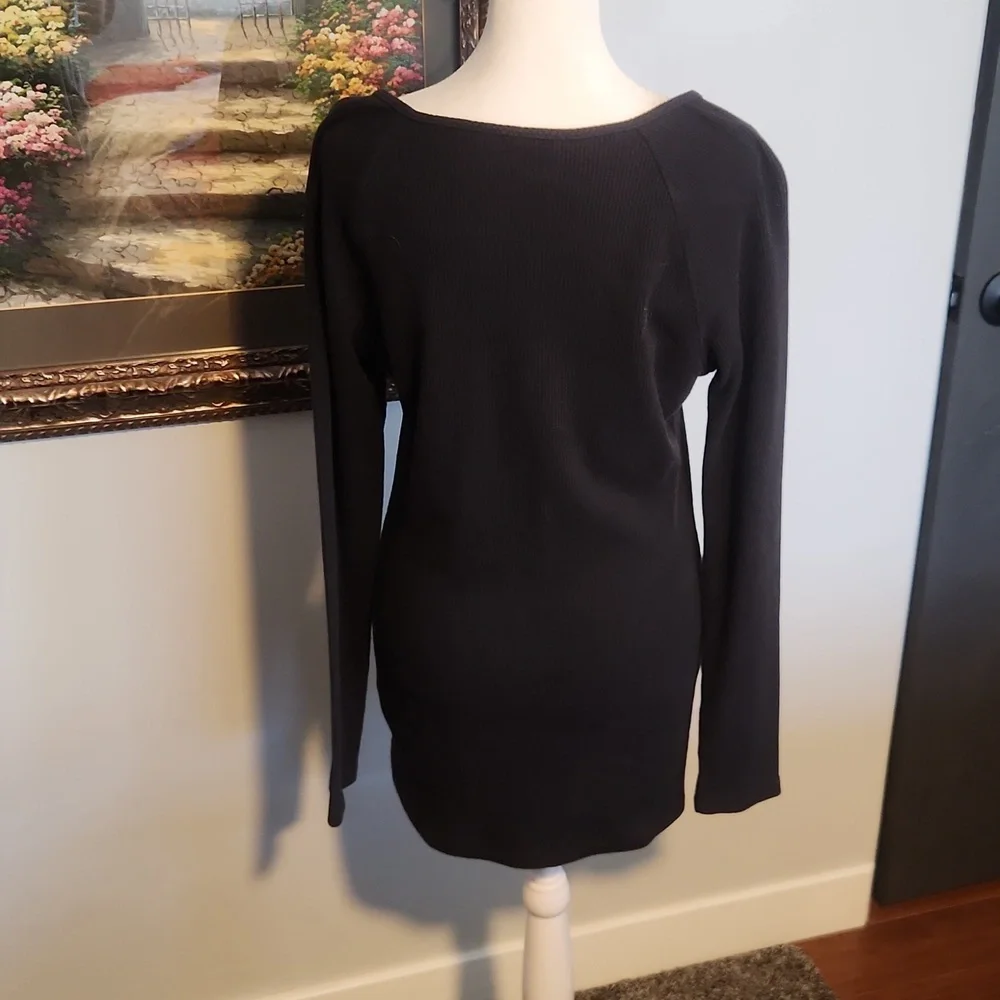 Top - Picture 4 of 8